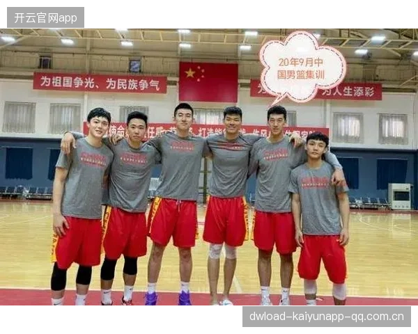 广东男篮新赛季“领航者”登场！胡明轩将担任队长，带领球队重塑辉煌